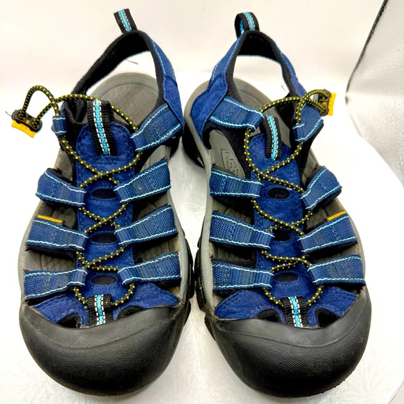 Keen Shoes - KEEN Newport H2 Sandals Women’s Size 8 Navy Blue Waterproof Hiking Shoes